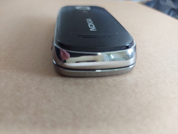 NOKIA Slider mobile phone, Model 7230, Rare Retro mobile phone, Meteor network, in excellent condition