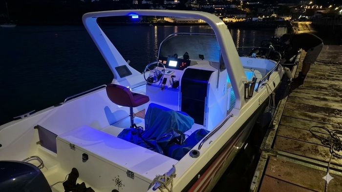 Boat Rare Neptune Barge 750 Open Deck Sports Boat