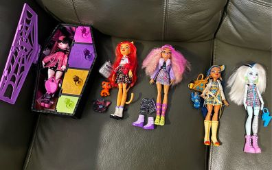 Monster High dolls
