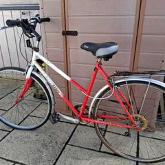 Raleigh Tourer bicycle, needs work