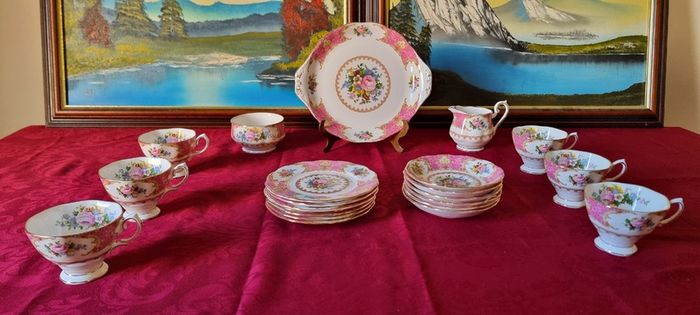 Rare And Vintage 21 Piece Royal Albert Lady Carlyle Bone China Tea Set For 6 Person Setting Made In England