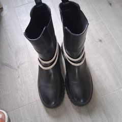 ladies boots