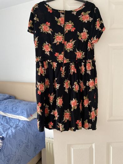 Red herringdress. Size 16
