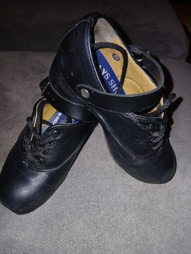 Fays  heavy shoes