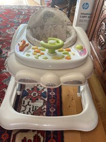 baby walker