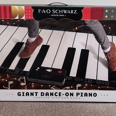 Giant Dance-On Piano