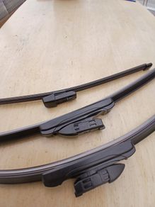 Set of BRAND NEW Wiper blades