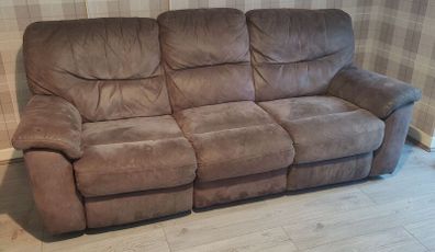 Recliner electric 3 seater