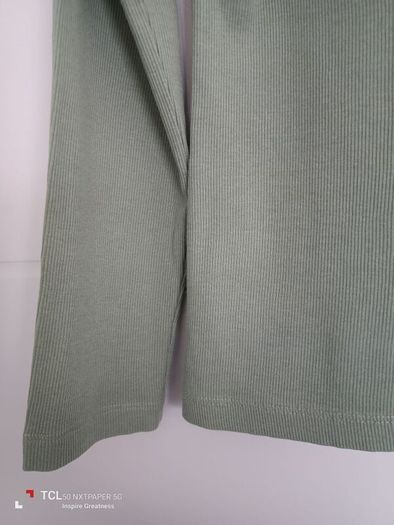 women's long sleeves top. Size L