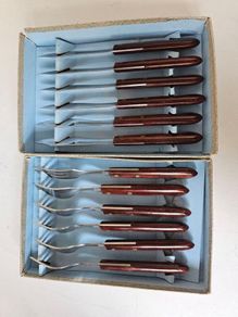Vintage Richards  Knives & Forks Set