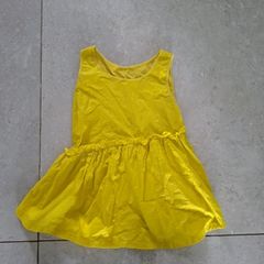 Yellow top Age 10-11