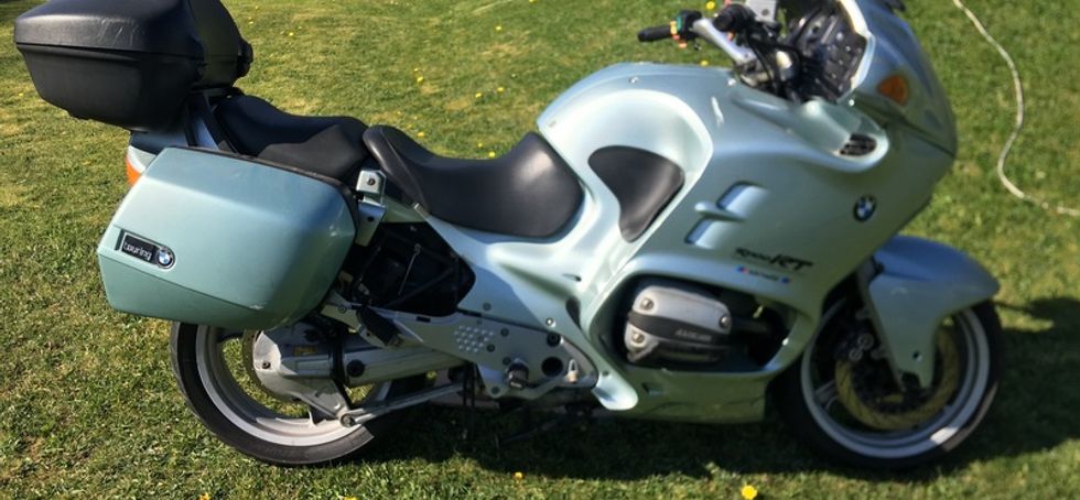 BMW T1100TS touring bike, helmet & gear.