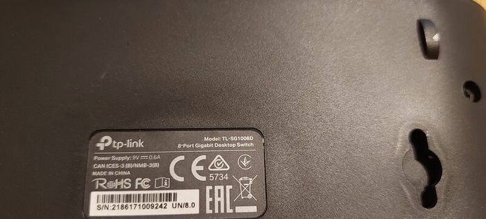 TP Link 8 Port 10/100/1000 Switch