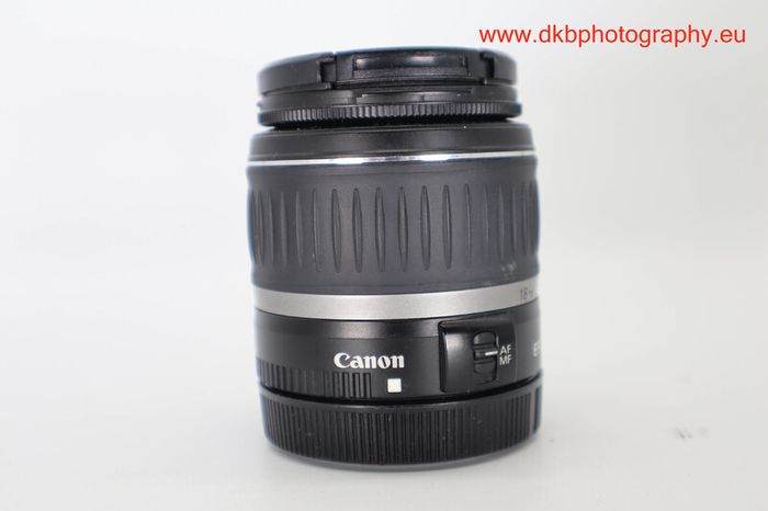 Canon Ef-s 18-55mm F3.5-5.6 Ii Lens #0520