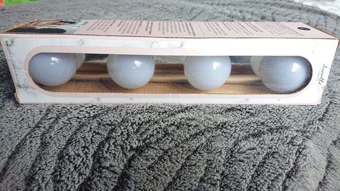 LED Vanity Lights