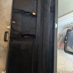 Electric guitar hard case