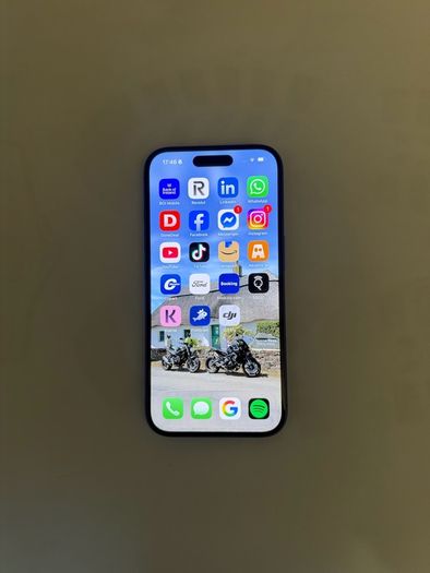 Apple iPhone 16 128GB Ultramarine