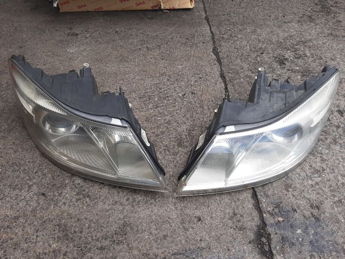 Skoda Octavia MK2 Facelift 06-12 2 x Head Light 1Z2 941 016F, 1Z2 941 015F
