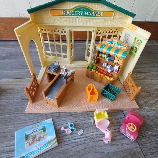 Sylvanian families market shop