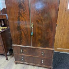 Antique Georgian-style Mahogany Linen Press