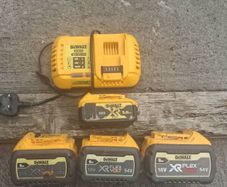 dewalt batterys