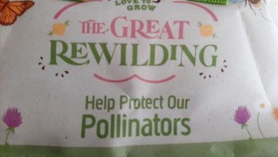 new lunchbag help protect our pollinators