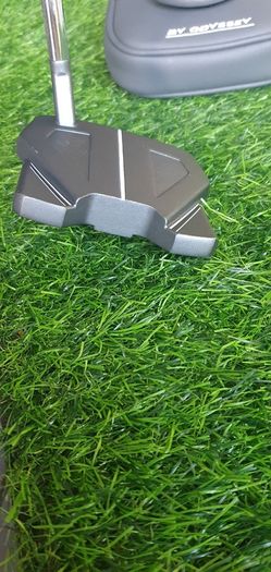 Brand New Oddessey Dfx 10 Putter