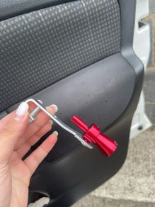 Car exhaust muffler whistle