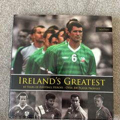 Ireland's Greatest: 300 Top Football Heroes Book