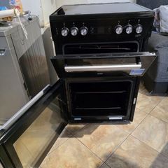 Cooker With Oven And Grill