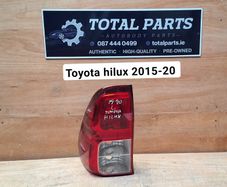 Toyota hilux 2015-20 left taillight