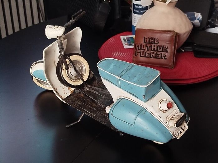 vespa scooter model
