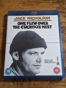 "One Flew Over the Cuckoo's Nest" (1975) Blu-ray - free standard postage