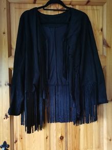 Black Leather Look Jacket size 18 - fringe stye - great not only for Shania Twain fans :)