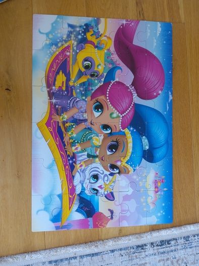 Large Shimmer and Shine Floor Jigsaw Puzzle Clementoni 30 pieces