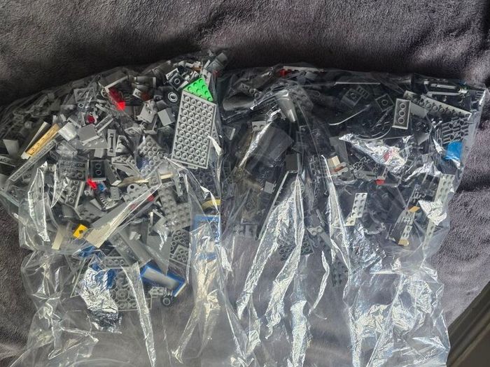 Loose lego