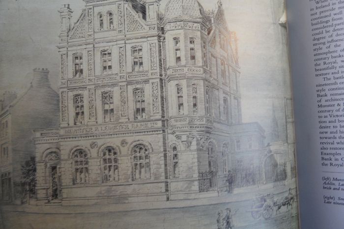 Old Hard Back Book Root And Branch Allied Irish Bank, Yesterday, Today, Tomorrow, Published In 1979  In Perfect Condition !