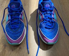KD 16 Basketball shoes UK8