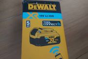Dewalt dcb184b 5Ah Bluetooth battery