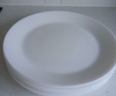 8 Dinner Plates