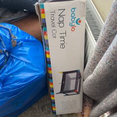 Travel cot