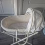 Cream Moses Basket and Stand Image 2