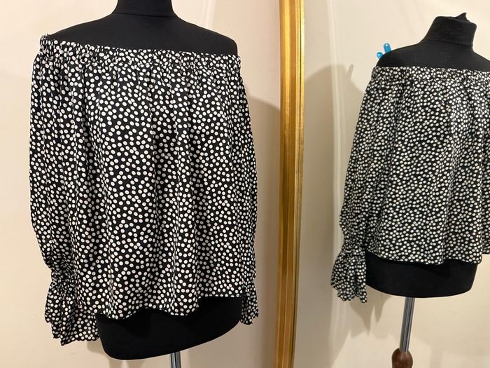 Off the Shoulder Black and white Polkadot To