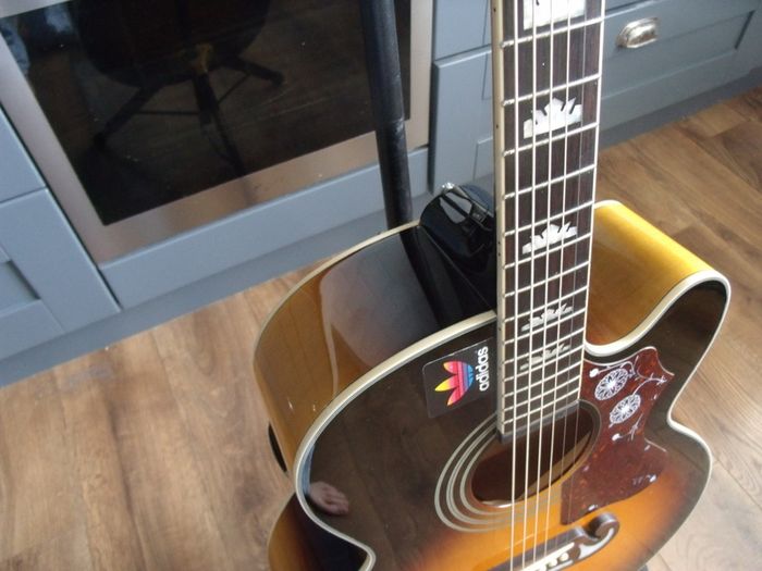 Epiphone EJ-200SCE Acoustic-Electric Guitar - Vintage Sunburst
