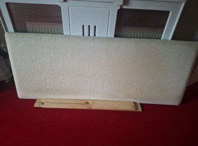Free headboard