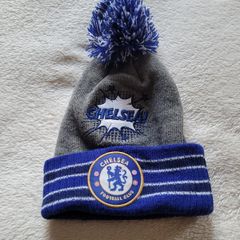 Kids chelsea bobble hat age 5 and baseball cap