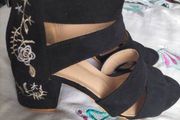 Gorgeous Strappy Open Toe Sandals