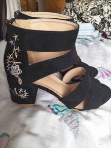 Gorgeous Strappy Open Toe Sandals