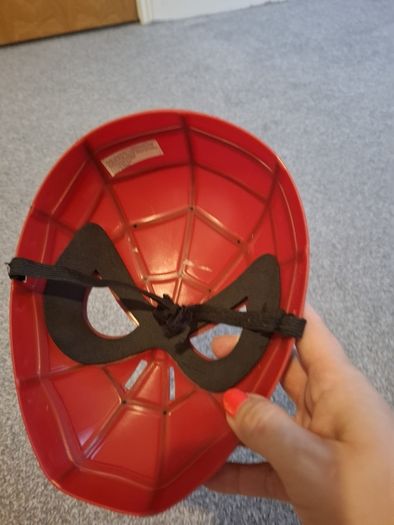Spiderman mask