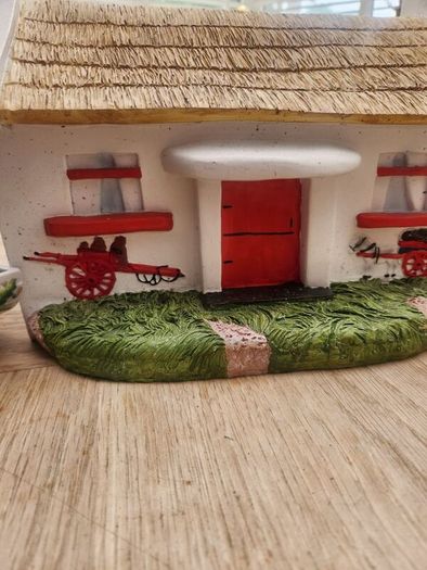 Thatched cottage  14 x 9 inches